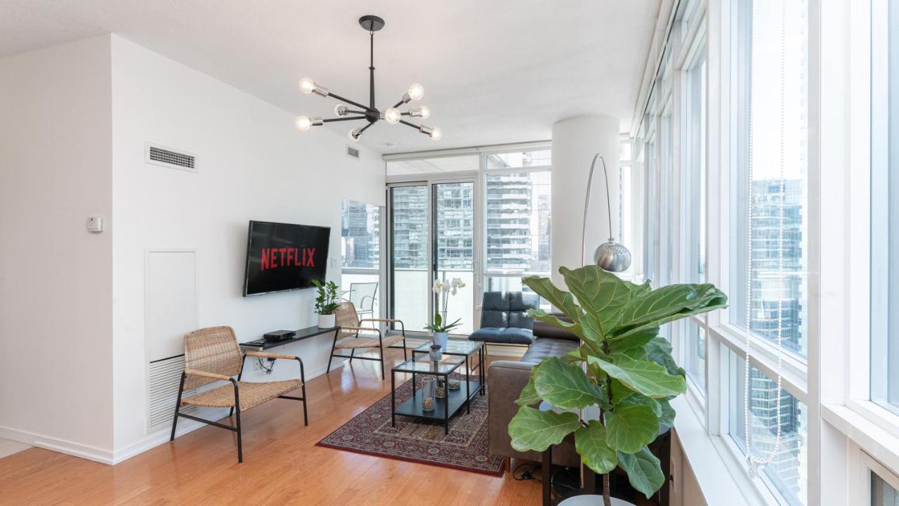 Beautiful Modern Toronto Luxurious Scotiabank Arena Apart otel Dış mekan fotoğraf